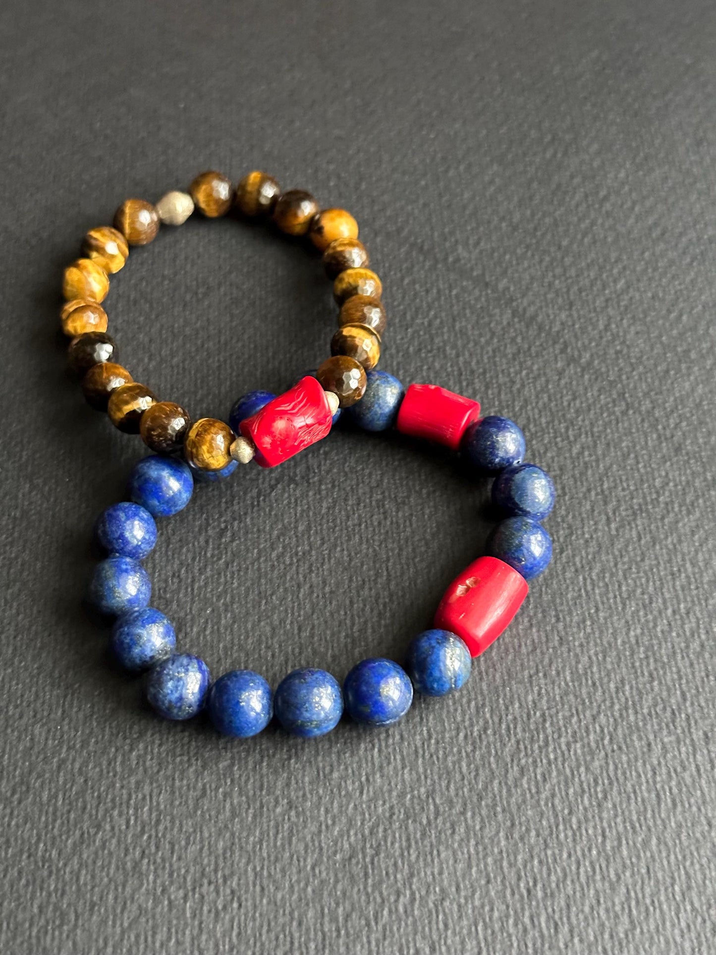 Lapis and Dyed Red Coral Unisex Beaded Bracelet