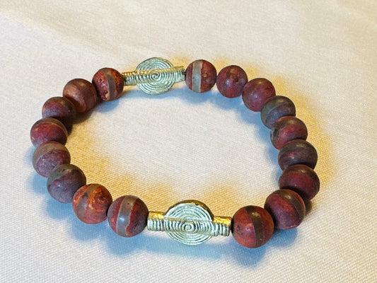 Tibetan Agate with Sundial Focal Beads Unisex Bracelet