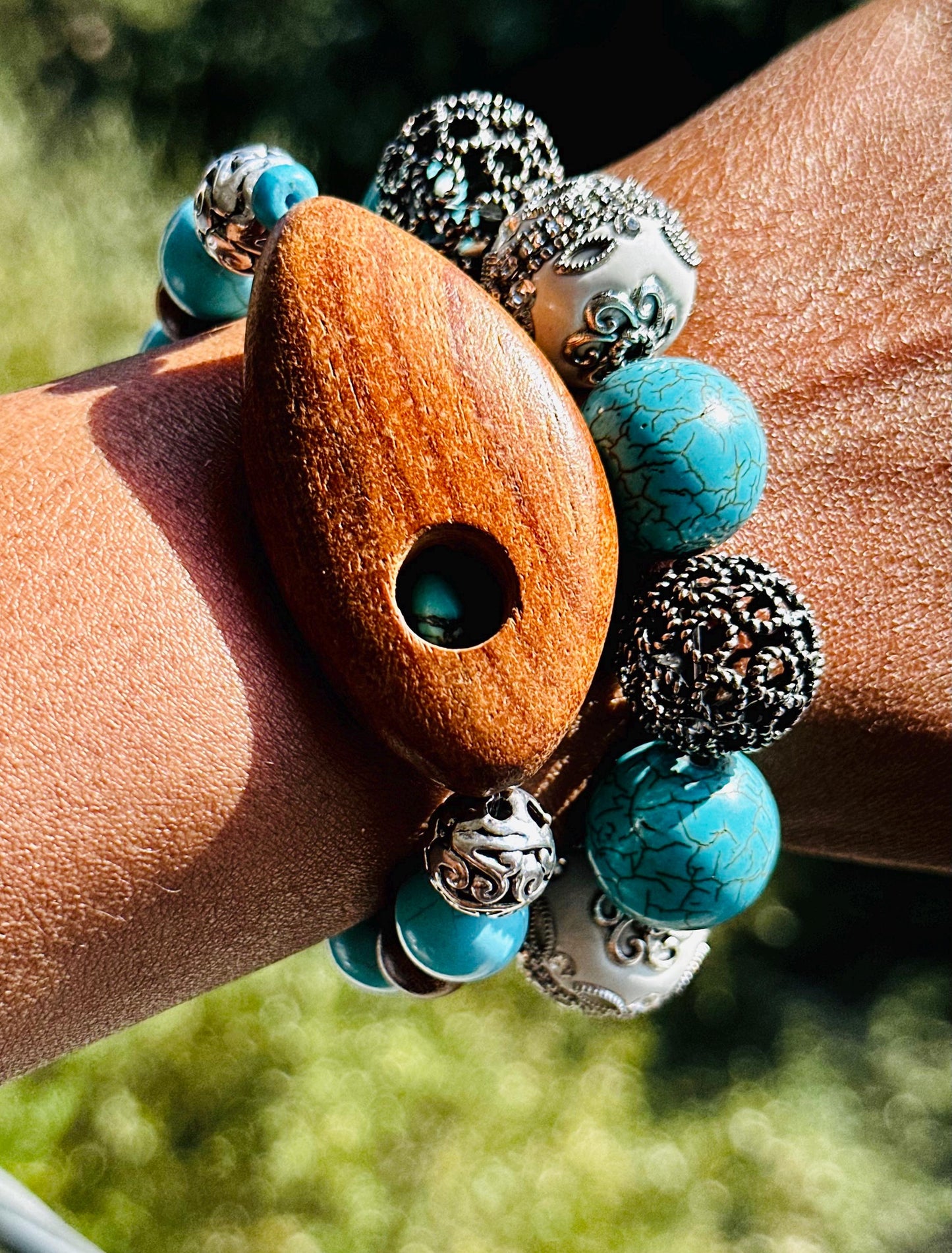 Turquoise Howlite Beaded Bracelet with Wooden Geometric Focal Bead